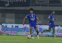 Gelandang Muda PERSIB, Nazriel Alfaro Syahdan Jalani Debut di Kompetisi Resmi saat Hadapi Madura United
