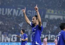 Menang 3-0 atas Persik Kediri, Persib Pastikan Berlebaran Di Puncak Klasemen BRI Super League