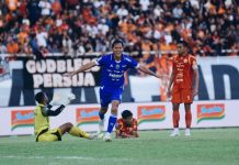 Persib Tundukan Persija, Kembali Nyaman Di Puncak