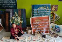 Pengrajin Lukisan Kaligrafi Asal Cidahu Sukses Dan Mandiri Dalam UMKM Lokal