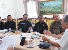 Sekda Bersama RUBI Bahas Potensi dan Perkembangan Bonsai di Kabupaten Sukabumi