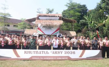 Wabup Sukabumi H.Andreas Buka LT I dan Kanira Ponpes Assalam