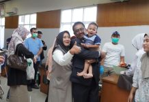 Ratusan Anak Ikuti Khitan Massal, Bupati ” Semangat HJKS Memberi Manfaat untuk Masyarakat”