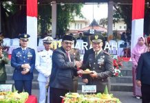 Hadiri Upacara Peringatan HUT Ke 81 TNI, Bupati” Momentum Kuatkan Sinergitas TNI dan Masyarakat”